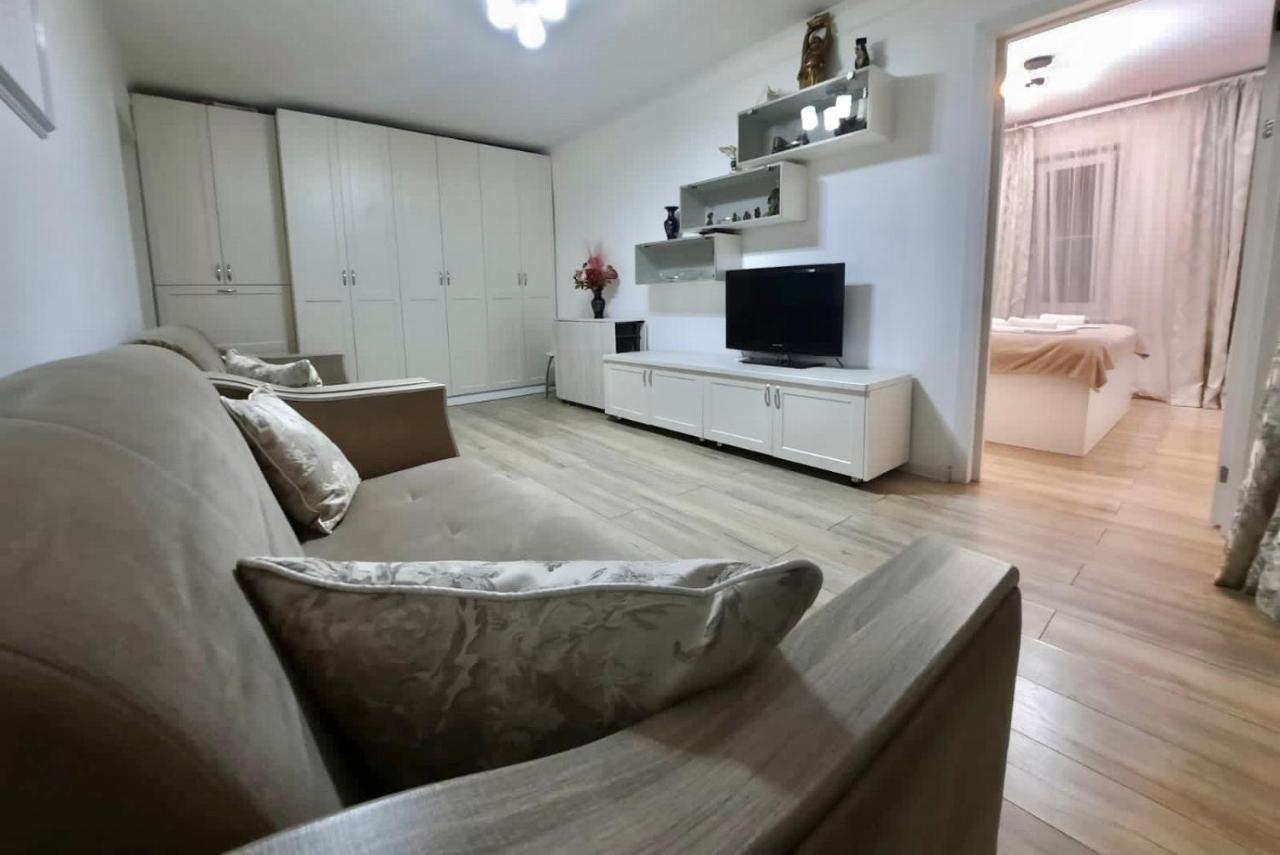 Квартира На Тулебаева Almatî Exterior foto